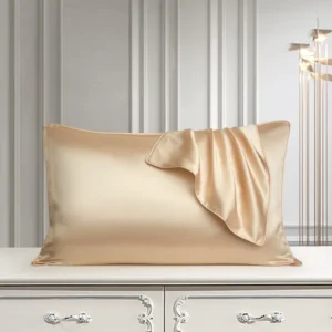 Taie d’oreiller satin douce et protectrice pour peau et cheveux