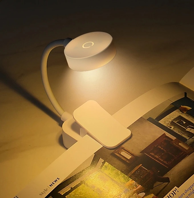 Lampe de lecture LED pliable USB à clip, lumière douce et ajustable – Image 8